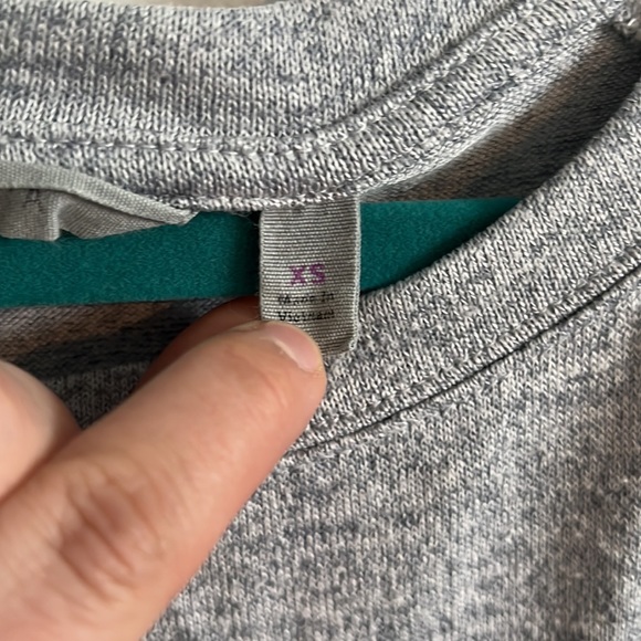 Athleta Long Sleeve Top - Picture 2 of 5